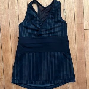 Lululemon size 6 black tank top